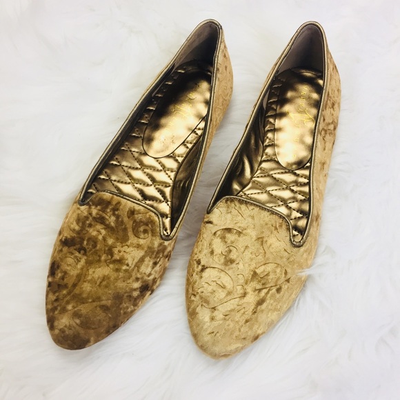 gold velvet shoes